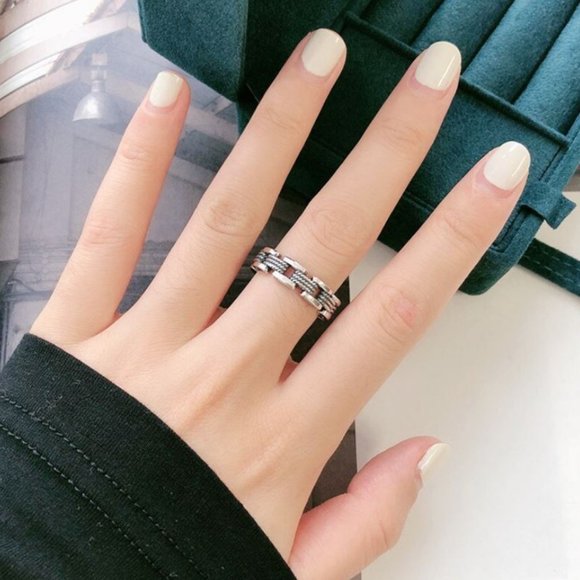 925 Sterling Silver Curb Chain Link Ring Dainty Minimalist Adjustable Ring - Picture 5 of 7